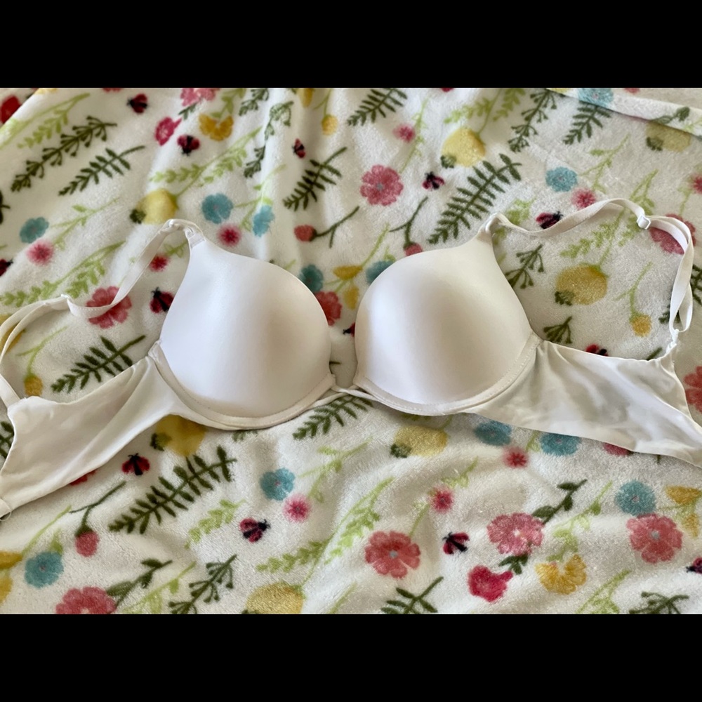 32b bombshell plunge